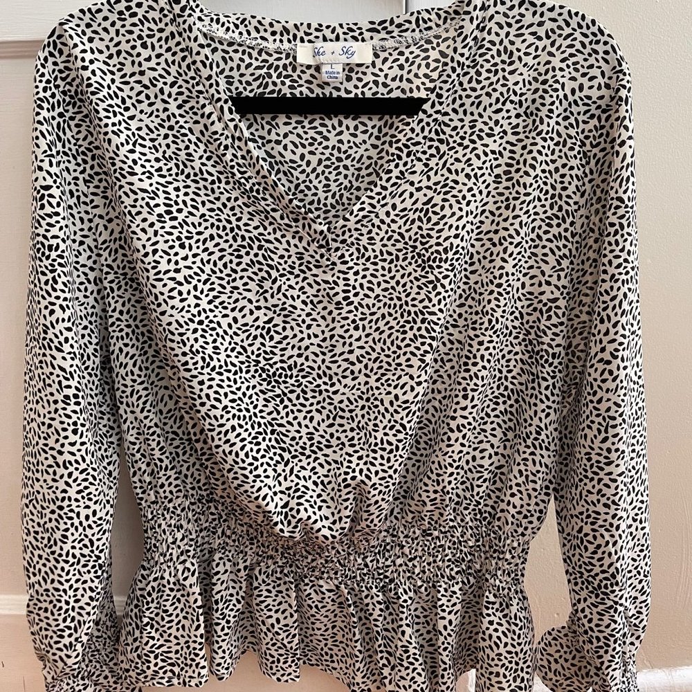 She + Sky white & black long sleeve blouse, large